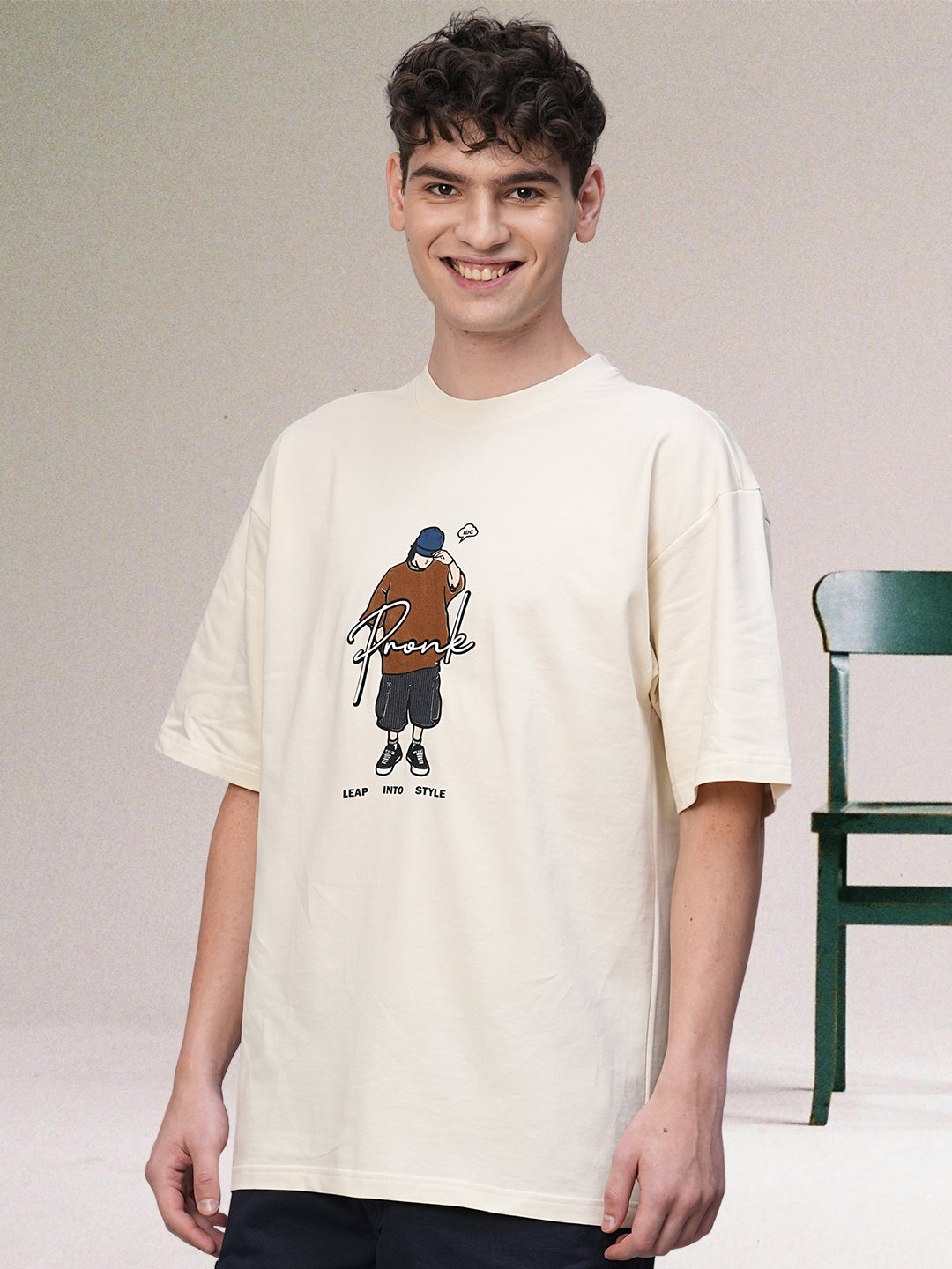 🖤 Elevate Your Fit – Men's Premium Panther Tee